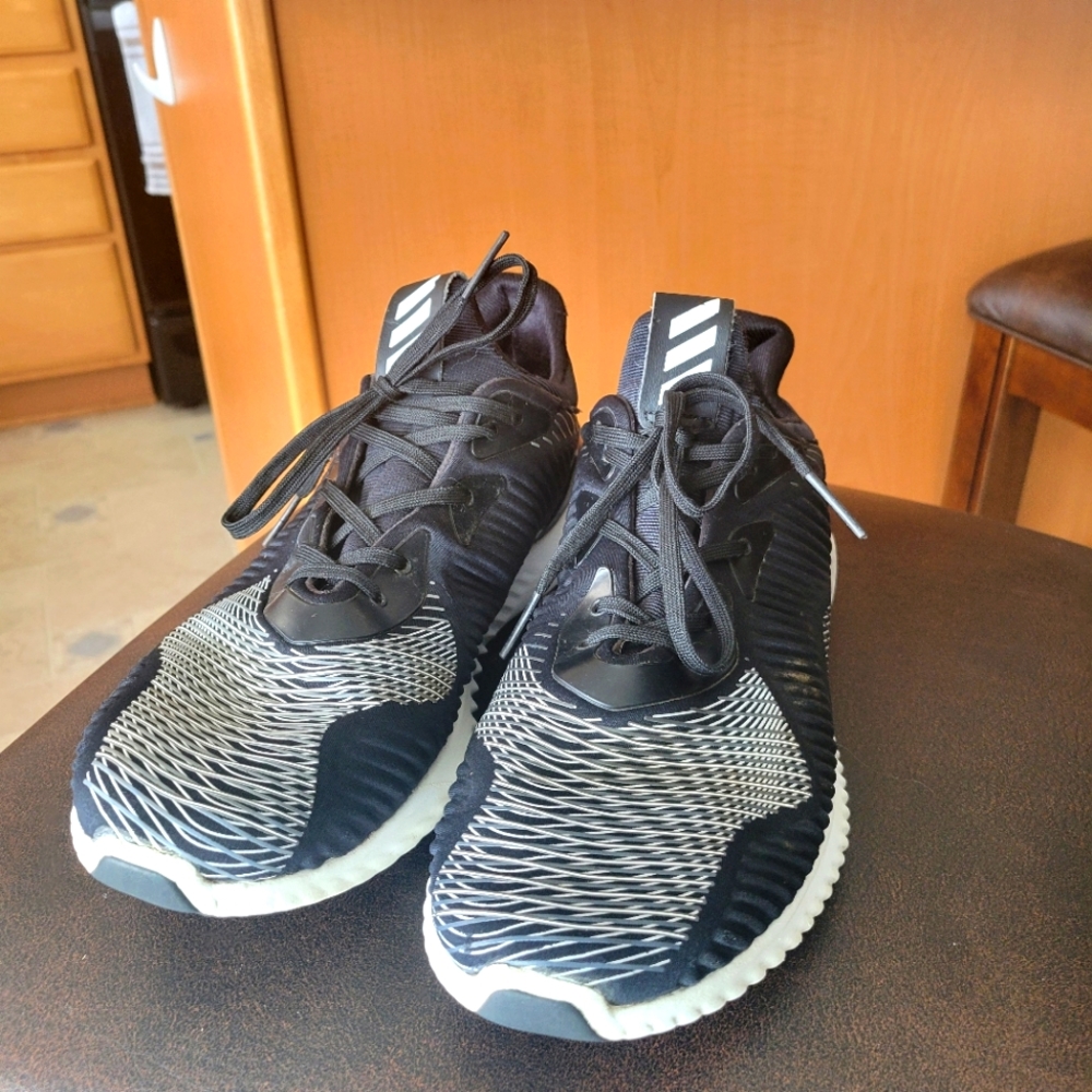 ADIDAS AlphaBounce men's shoe, US 11.5